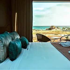 design-suites-boutique-hotel-adults-only.cape-verdehotels.com/